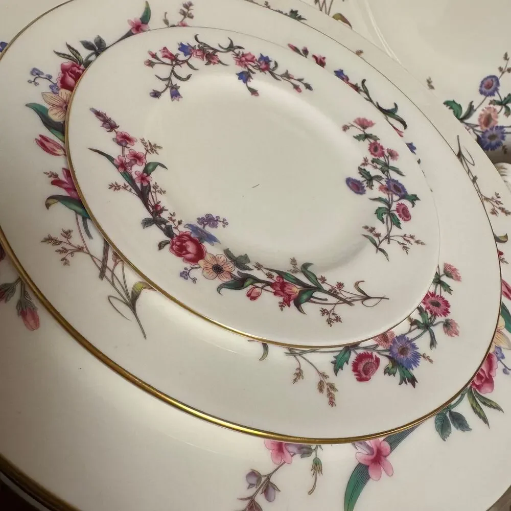 Vintage Platter by Wedgwood in Devon Sprays Bone China 15.25